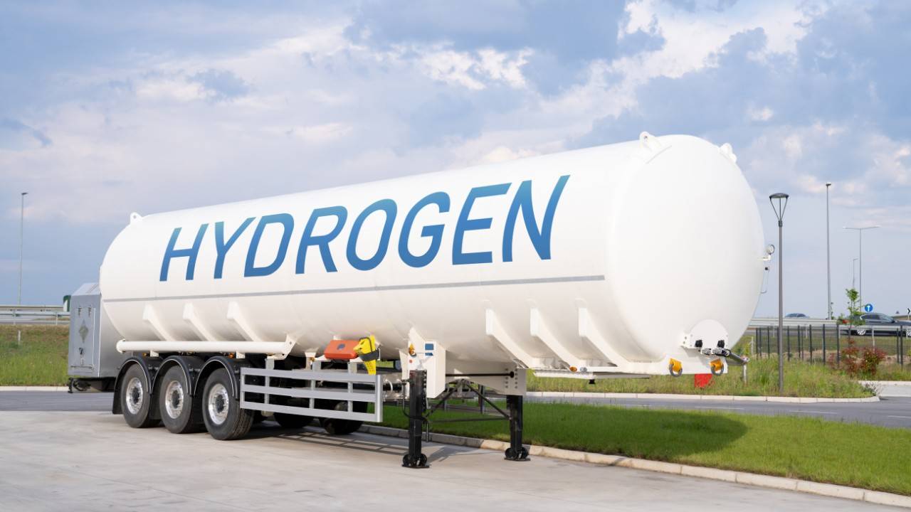 Plug Power Secures Govt Loan, Liquid Green Hydrogen Production Starts